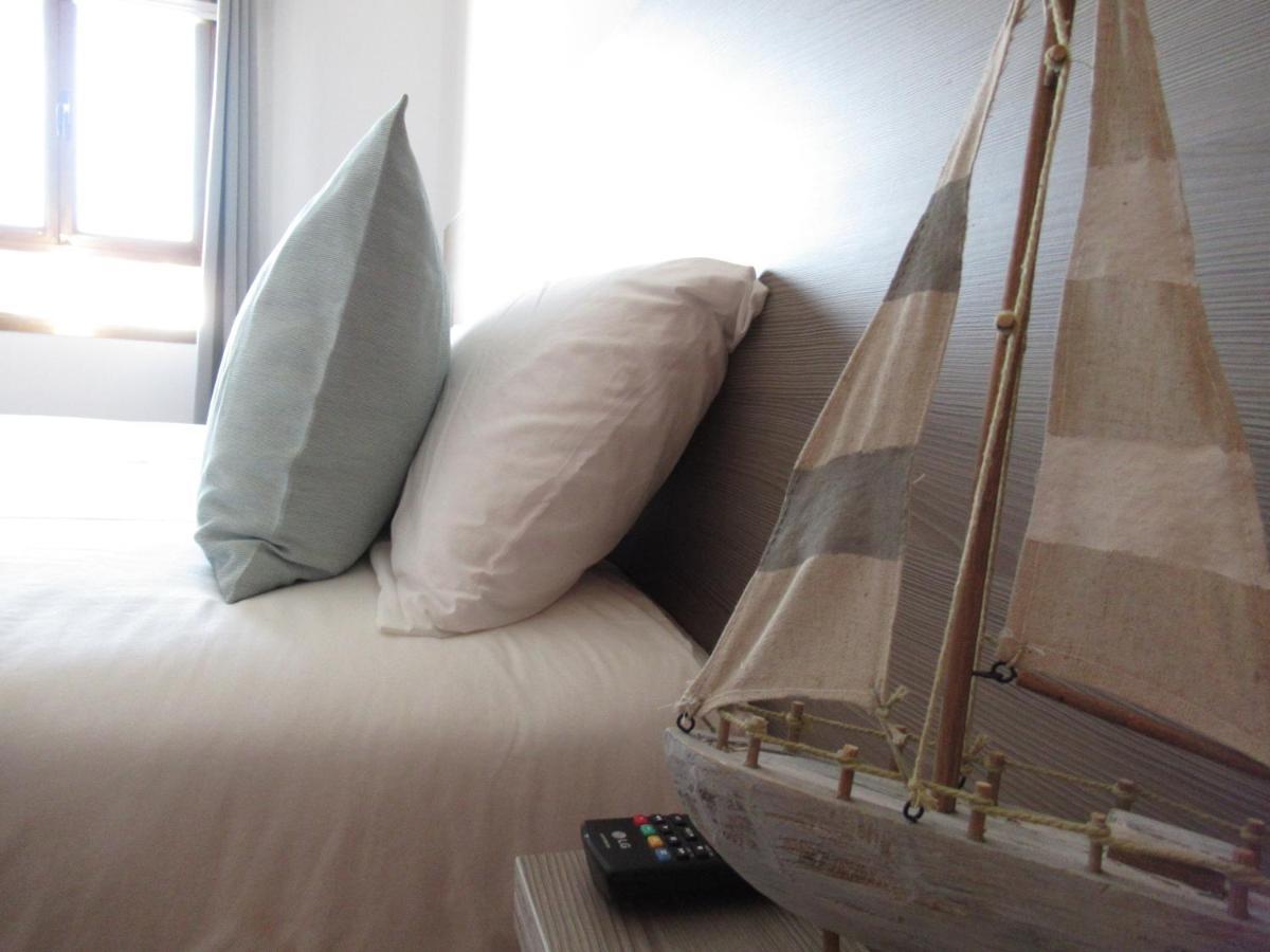 Nautico Suites, Private Room&Bathroom (Adults Only) コラレホ エクステリア 写真